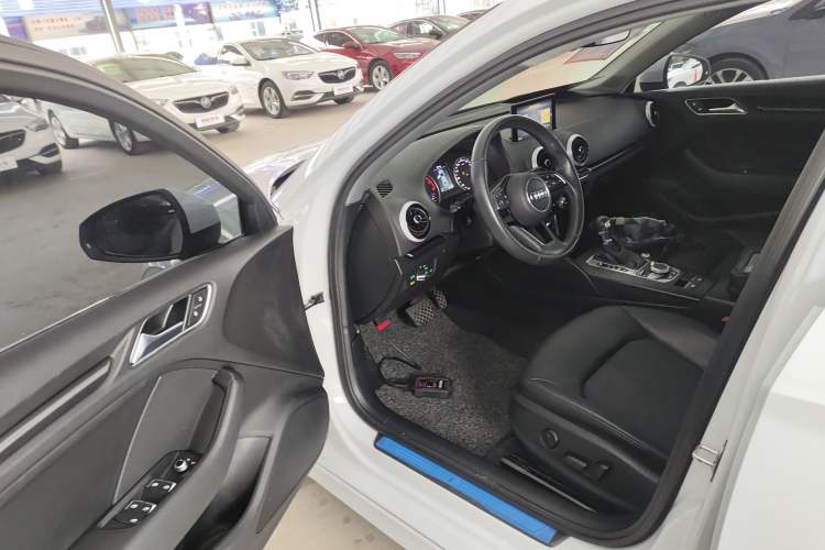 Used Audi A3 2018 30th Anniversary Edition Limousine 35 TFSI Fashion Model