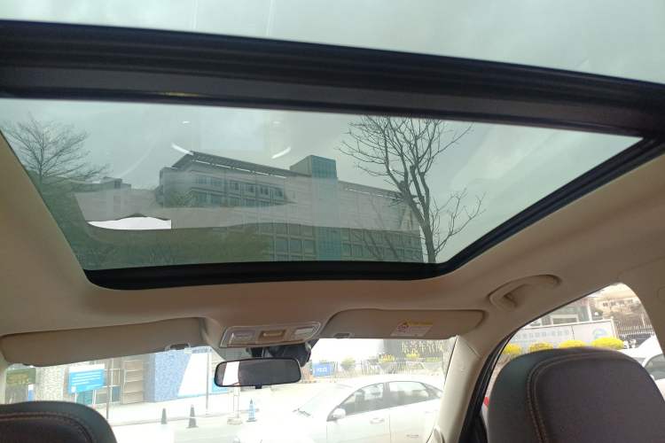 Used Geely Auto Vision X6 2018 1.4T CVT 4G Connected Flagship Edition