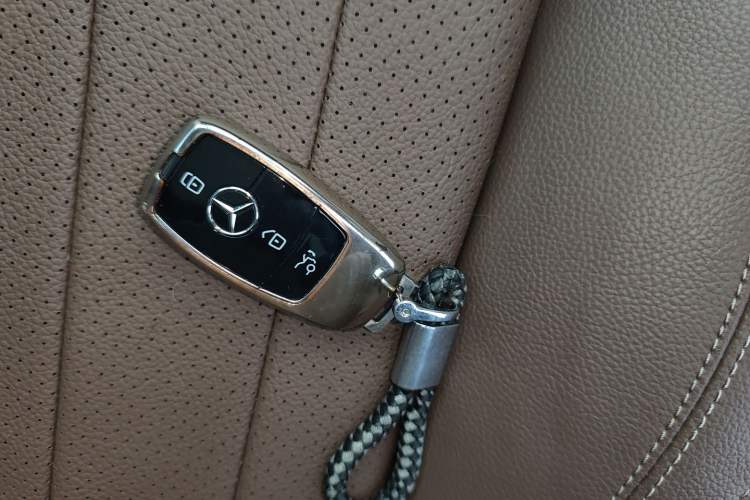 Used Mercedes-Benz E-Class 2023 E 260 L