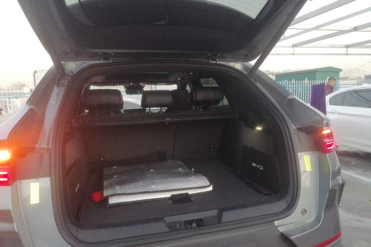 Used BYD Song PLUS New Energy 2021 DM-i 110KM Flagship Model
