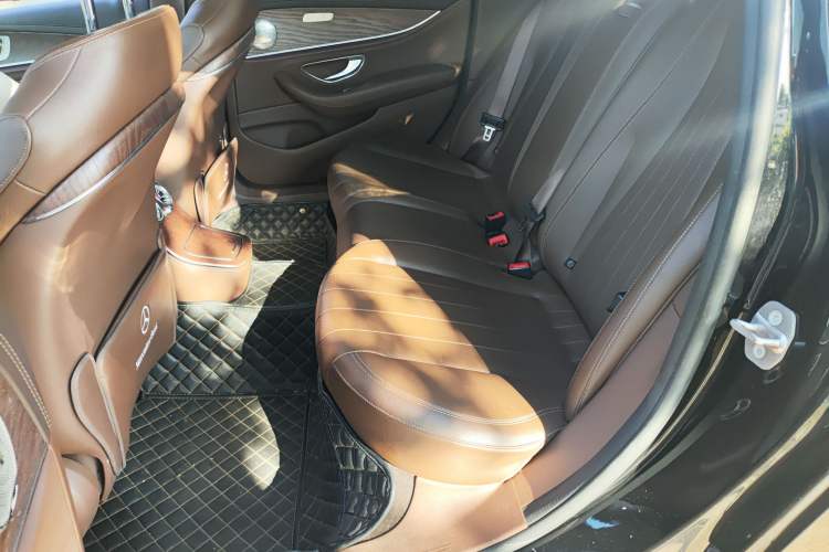 Used Mercedes-Benz E-Class 2021 Facelift E 300 L Stylish Edition
