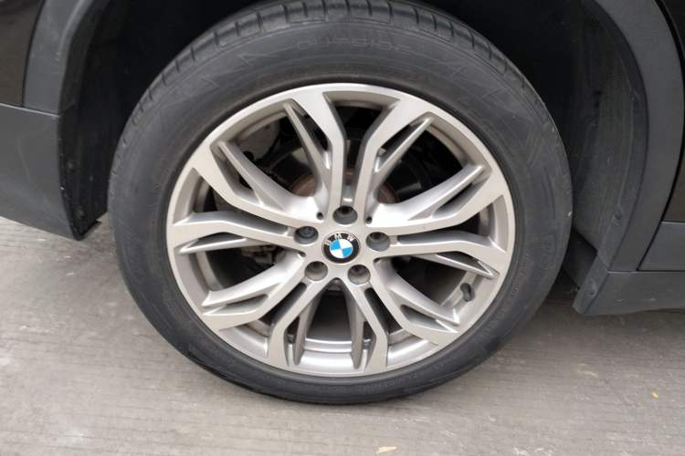 Used BMW X1 2018 sDrive20Li Leading Model