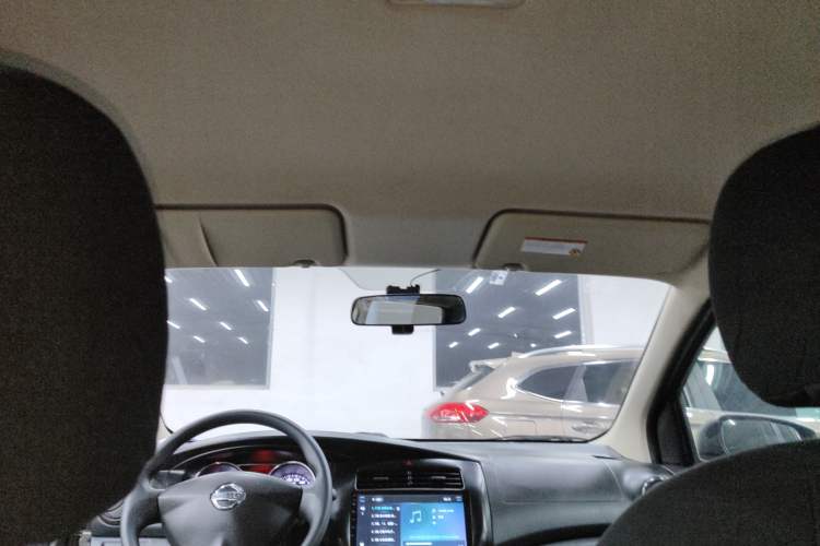 Used Nissan Livina 2013 1.6XE CVT Comfort Edition
