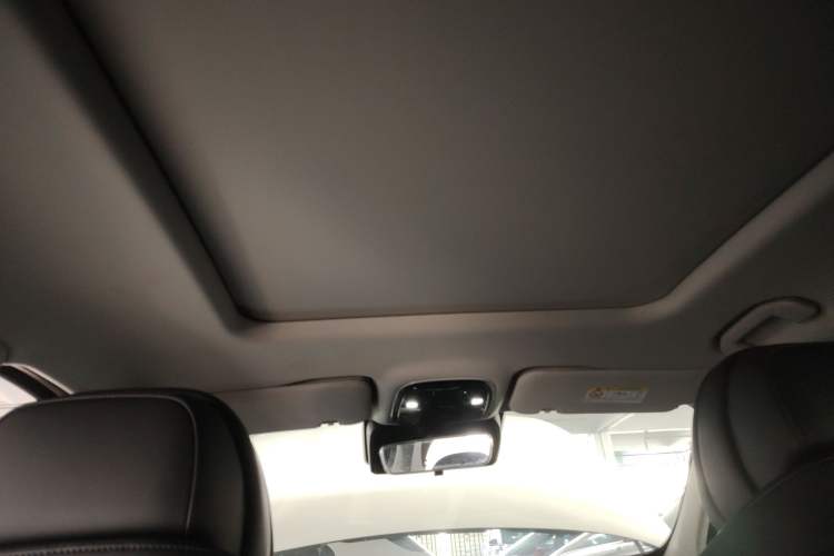 Used  Stellar 2023 400T Two-Wheel Drive Comfort Edition
