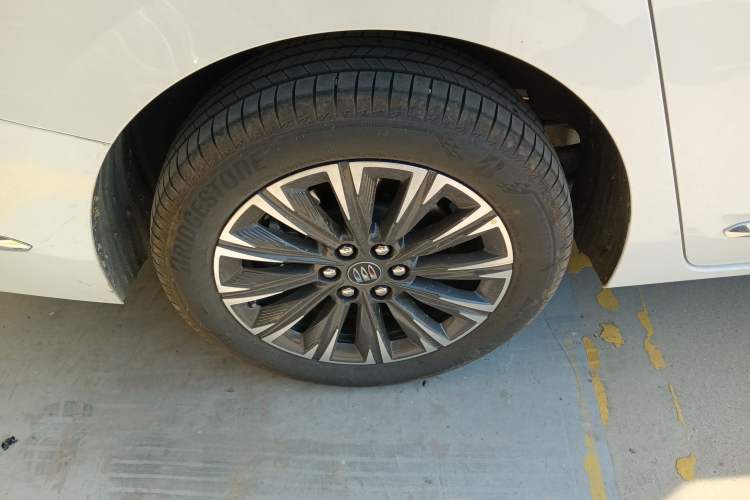 Used Buick GL8 2025 Lu Zun Deluxe Edition
