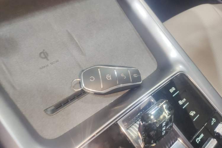 Used BYD Seal 2023 DM-i 1.5L 121km Prestige Model
