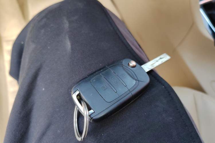 Used Baojun 730 2016 1.5L Manual Comfort Version 7 Seats China V Emission Standard