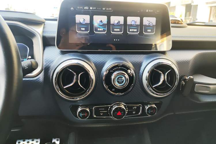 Used BAIC Off-Road BJ40 2021 2.0D Automatic Four-Wheel Drive Blade Hero Edition Adventurer Type
