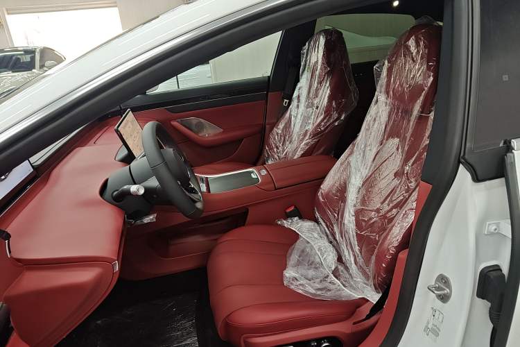 Used Hima Luxeed S7 2024 Pro Model
