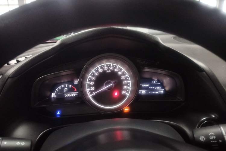 Used Mazda Mazda 3 Axela 2019 Cloud-Controlled Sedan 1.5L Automatic Luxury Model China VI Standard
