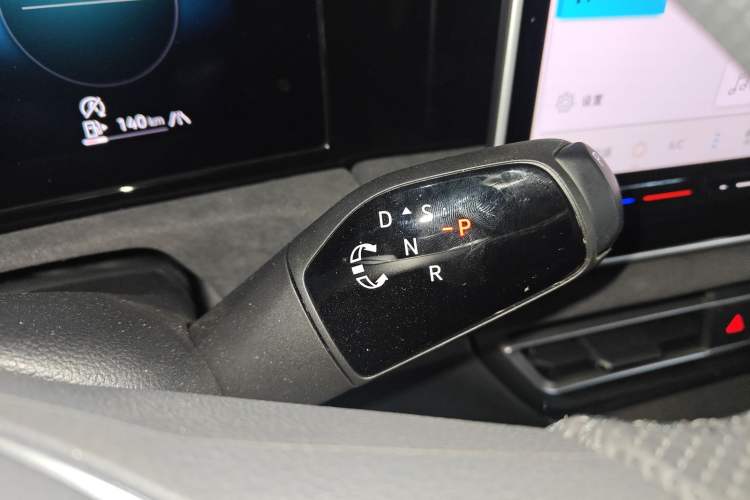 Used Volkswagen Tiguan L 2024 PRO 380TSI Four-Wheel Drive R-Line Prestige Edition
