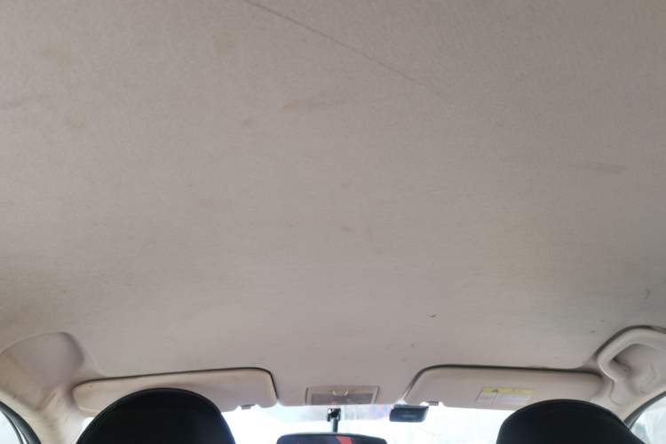 Used Changan Alsvin V7 2015 1.6L Manual Joyride Model China IV Standard
