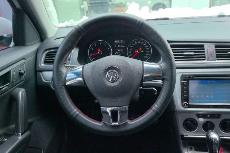 Used Volkswagen Gran Lavida 2013 1.4 TSI Automatic Comfort Model