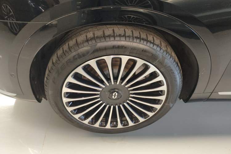 Used Hima AITO M9 2024 All-Electric Ultra Version 100 kWh 5-Seater Model