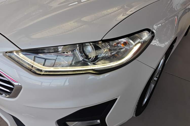 Used Ford Mondeo 2020 EcoBoost 180 Stylish Model
