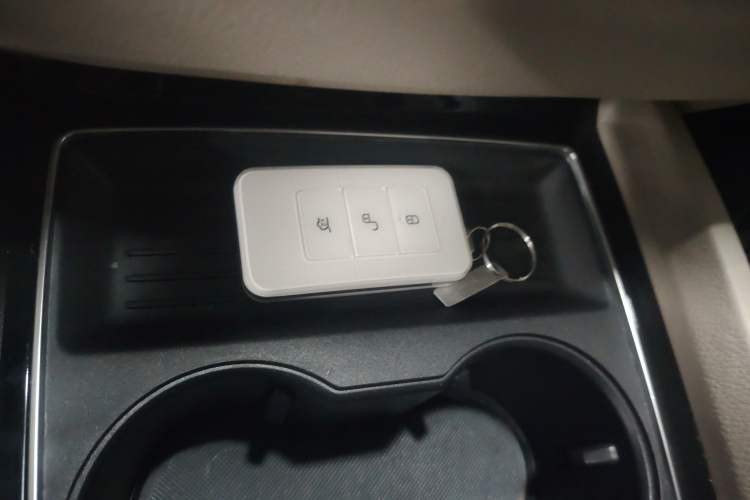 Used BYD Song MAX New Energy 2019 DM 1.5T Smart Connect Zhiyao Model 6 Seats China VI Standard
