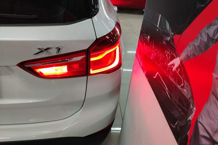 Used BMW X1 2016 xDrive20Li Luxury Model
