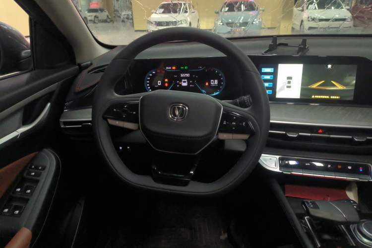 Used Changan Eado 2023 Changan Edition PLUS Blue Whale NE 1.4T GDI DCT Prestige Version
