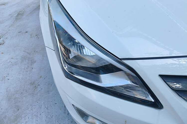 Used Hyundai Verna 2014 1.4L Automatic Smart GLS