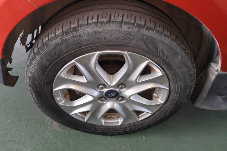 Used Ford EcoSport 2013 1.5L Automatic Fashion Model
