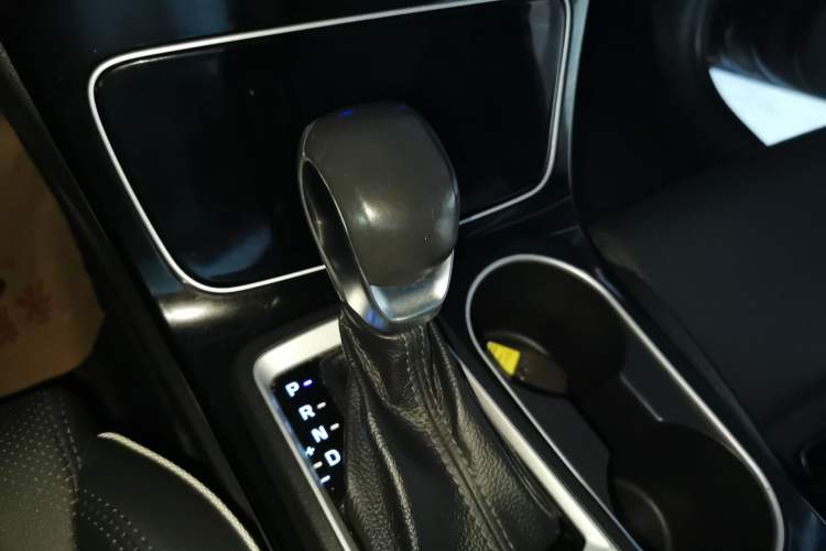 Used Hyundai Tucson 2019 280TGDi Dual-Clutch Two-Wheel Drive Smart Connect Version China V Standard
