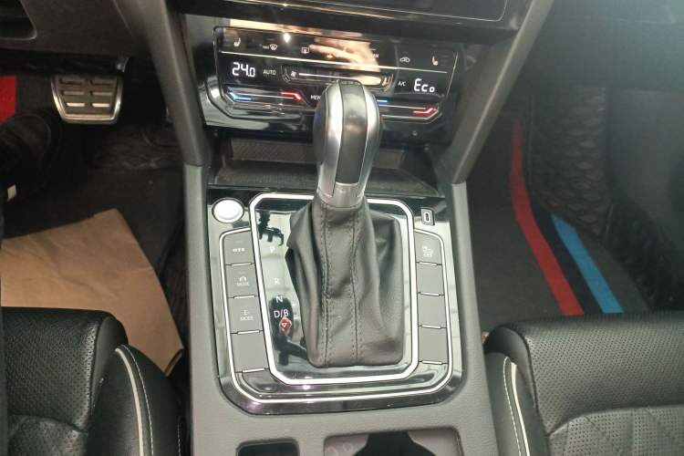 Used Volkswagen Magotan GTE Plug-in Hybrid 2022 GTE Luxury Model
