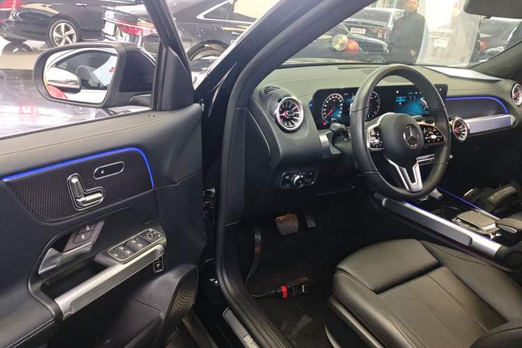 Used Mercedes-Benz GLB 2021 GLB 200 Fashion Model