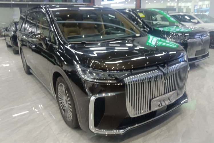 Used VOYAH Dream 2025 PHEV Four-Wheel-Drive Flagship Kunpeng Edition
