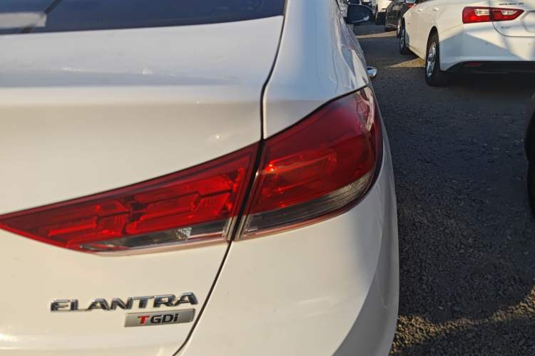 Used Hyundai Elantra 2019 1.4T Dual-Clutch Xuan Dong · Dynamic Model
