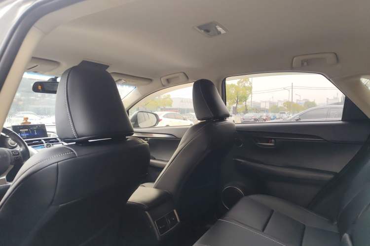 Used Lexus NX 2015 200 Front-Wheel Drive X-Trail SE Edition
