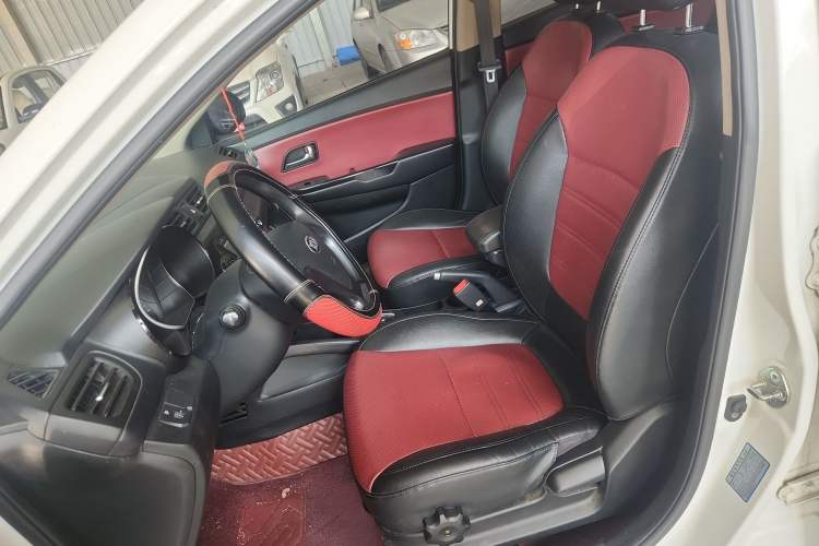 Used Kia K2 2015 Hatchback 1.4L AT GLS Cool Edition
