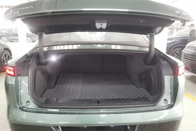 Used  Star Era ES 2025 Extended-Range Pro High-Speed Driver Assistance
