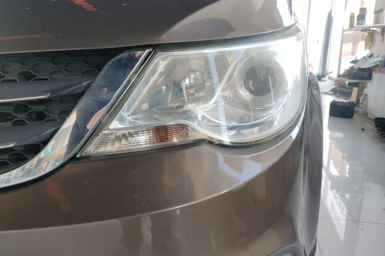 Used Baojun 730 2014 1.5L Manual Luxury Navigation ESP Version 7 Seats
