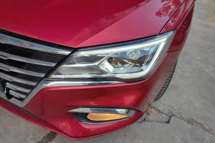 Used Roewe i5 2020 1.5L Automatic 4G Connect Luxury Flagship Edition
