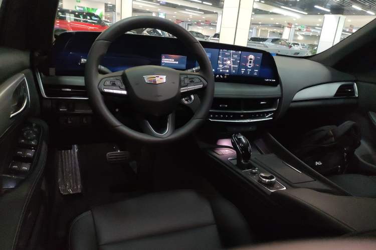 Used Cadillac CT5 2024 28T Luxury Version