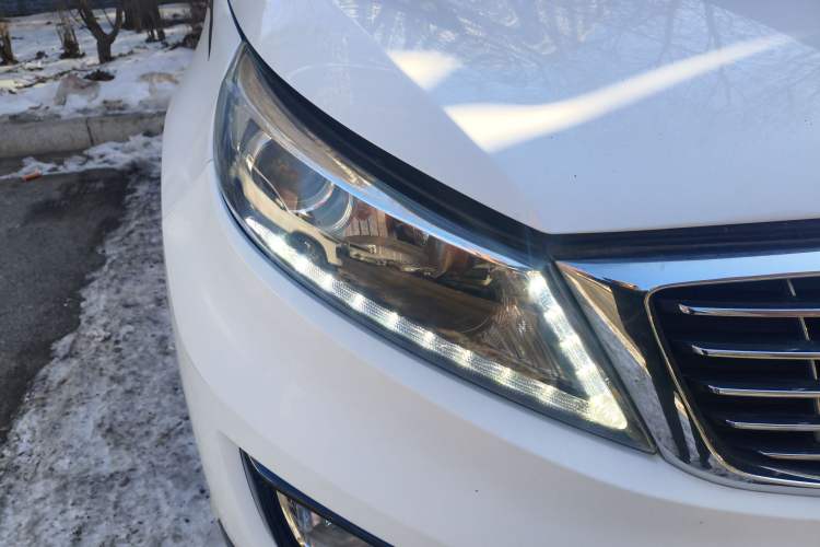 Used Kia Sportage R 2015 2.0L Automatic Two-Wheel Drive DLX Model