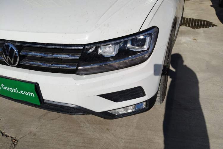 Used Volkswagen Tiguan L 2021 280TSI Automatic Two-Wheel Drive Comfort Edition – Low-Trim Version
