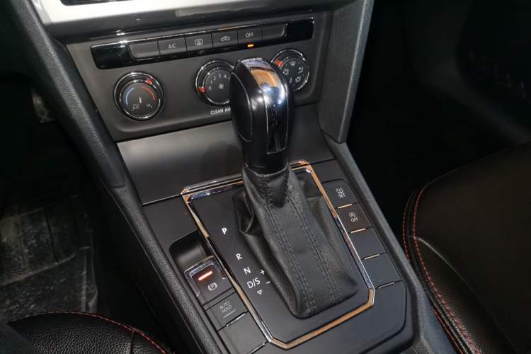 Used Volkswagen Lamando 2018 230TSI DSG Fashion Edition