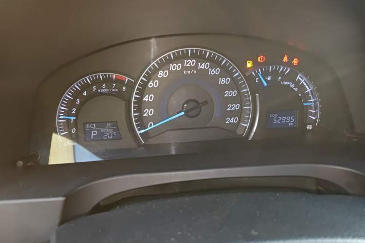 Used Toyota Camry 2016 2.0G 10th Anniversary Leading Edition
