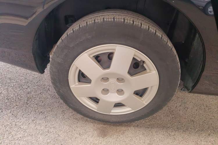 Used BYD F3 2012 Energy-Saving Edition 1.5L Manual Comfort Model