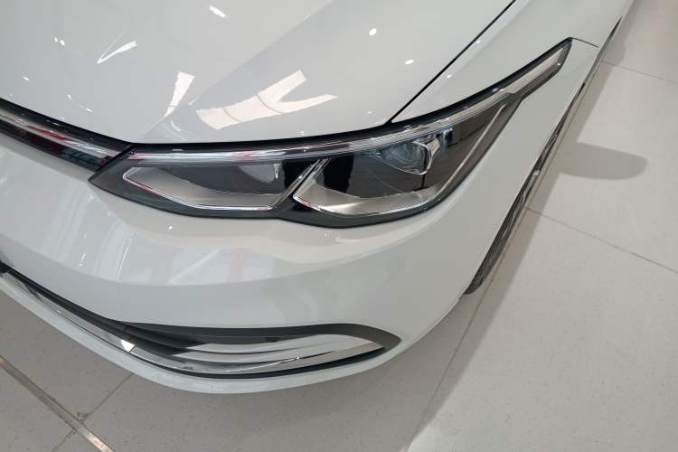 Used Volkswagen Golf 2023 Facelift 280TSI DSG Pro
