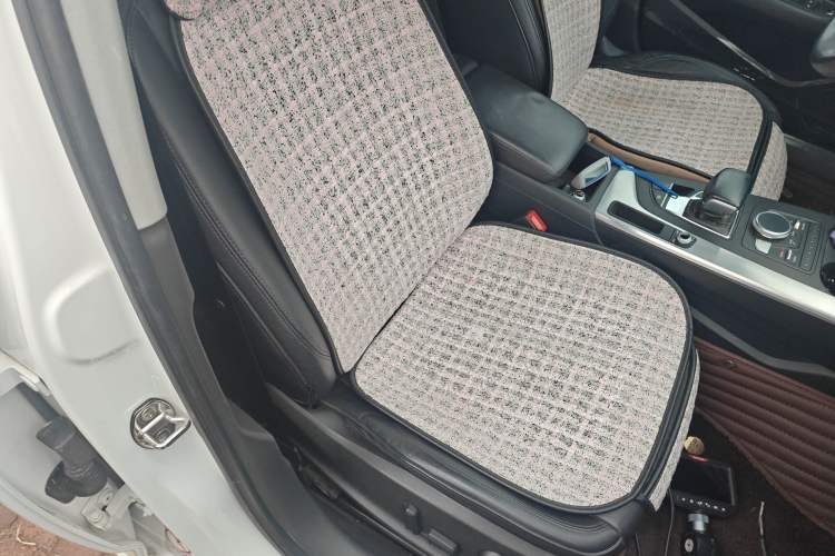 Used Audi A4L 2018 30th Anniversary Edition 40 TFSI Fashion Model
