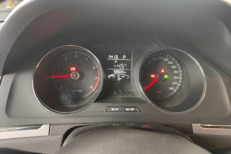 Used Volkswagen Bora 2014 1.6L Automatic Fashion Model
