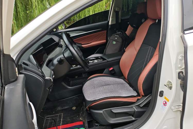 Used Changan Eado 2023 Changan Edition PLUS Blue Whale NE 1.4T GDI DCT Prestige Version
