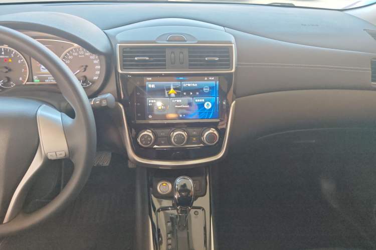 Used Nissan Tiida 2019 1.6L CVT Smart Drive Version China VI Standard
