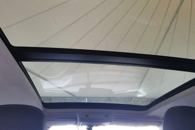 Used Volkswagen Tayron 2022 280TSI Two-Wheel Drive Luxury Smart Connectivity Version