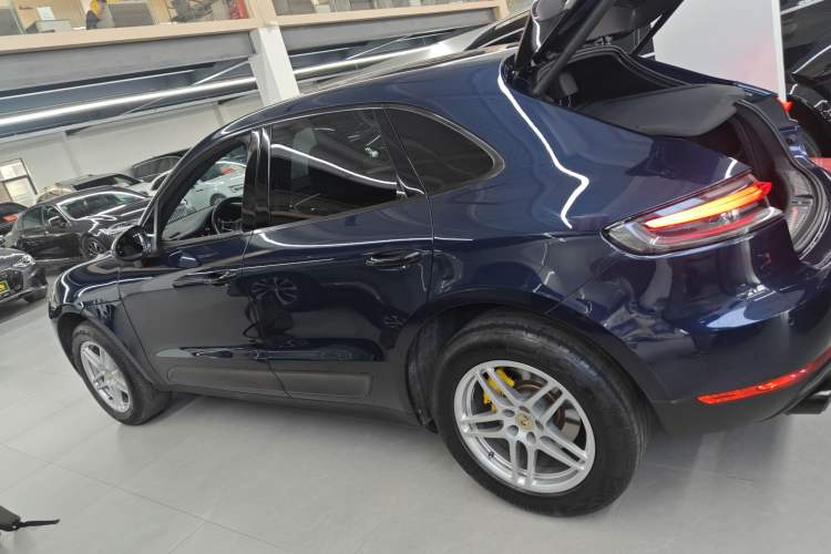 Used Porsche Macan 2018 Macan 2.0T