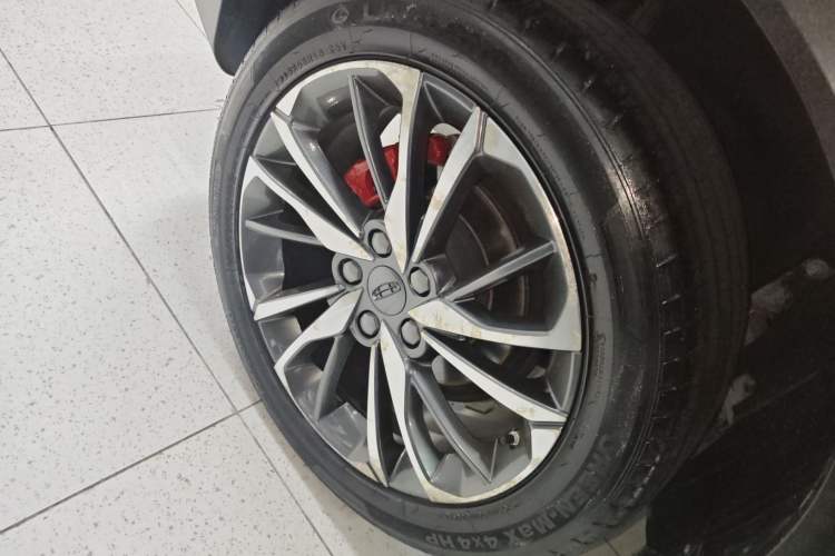 Used Geely Auto Coolray 2019 Sport Model 260T DCT Battle China V Standard
