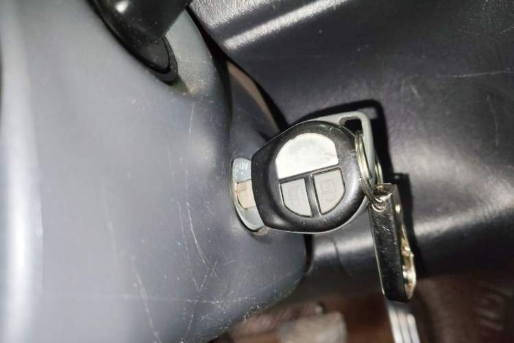 Used Suzuki Jimny 2015 1.3 AT Mode3 Navigation Edition
