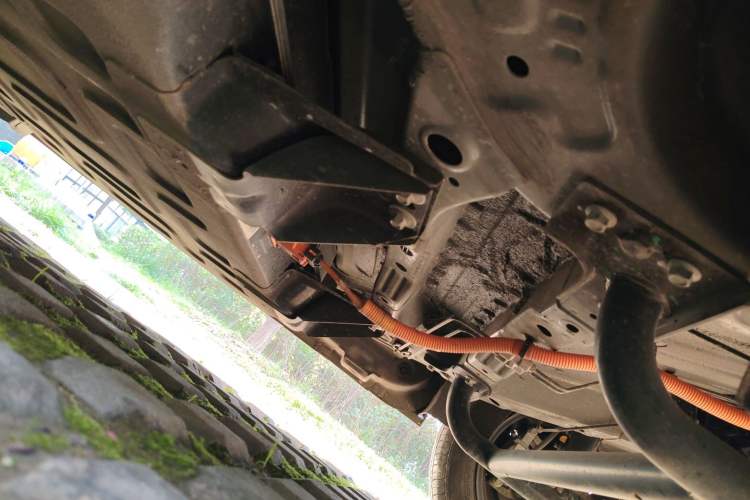 Used Chery QQ Ice Cream 2022 120km Conical Shape Lithium Iron Phosphate
